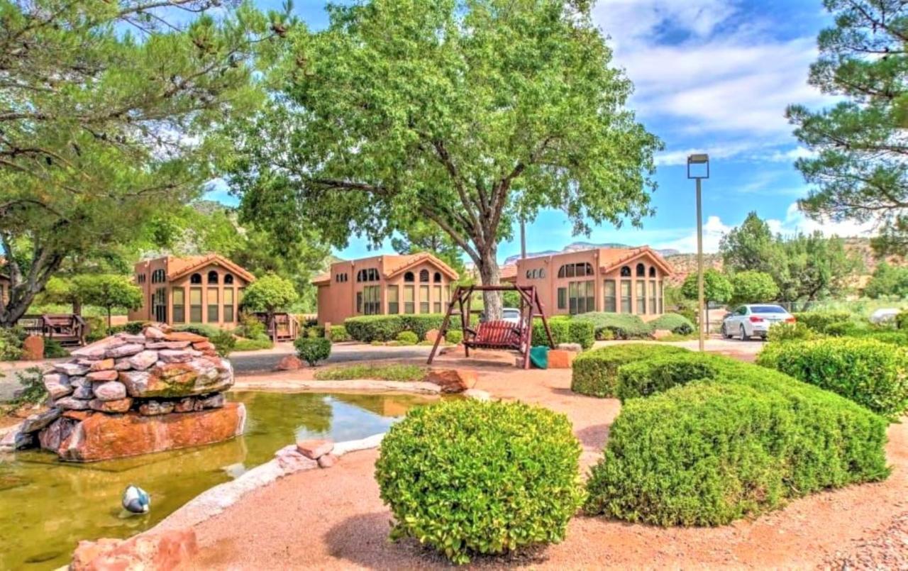 Sedona Pines Resort Εξωτερικό φωτογραφία Fountains at the Village at Mountain Shadows