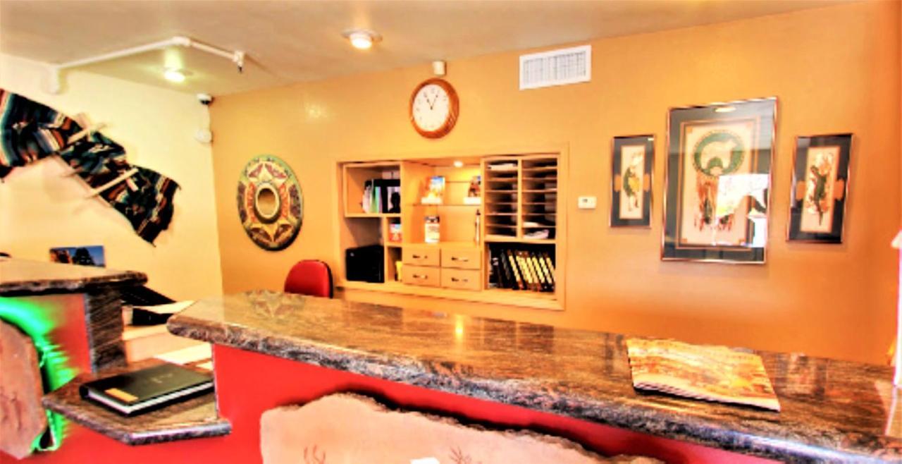 Sedona Pines Resort Εξωτερικό φωτογραφία The lobby of the hotel