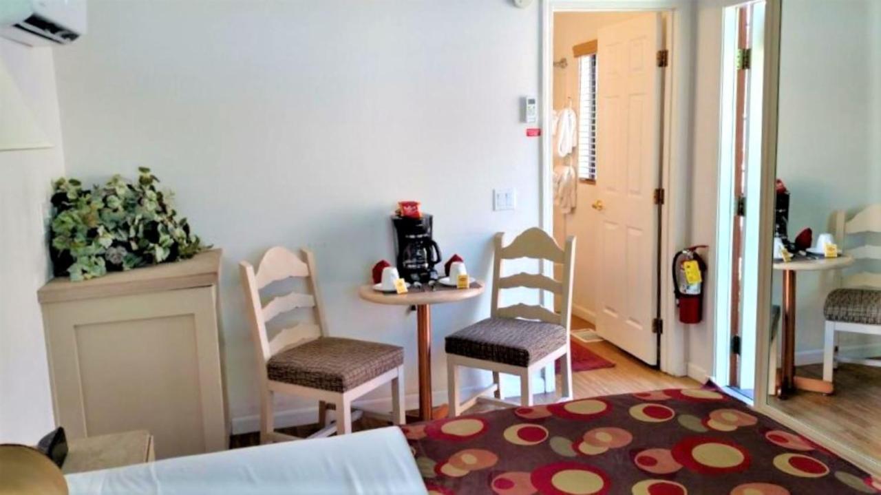 Sedona Pines Resort Εξωτερικό φωτογραφία A typical room at the hotel